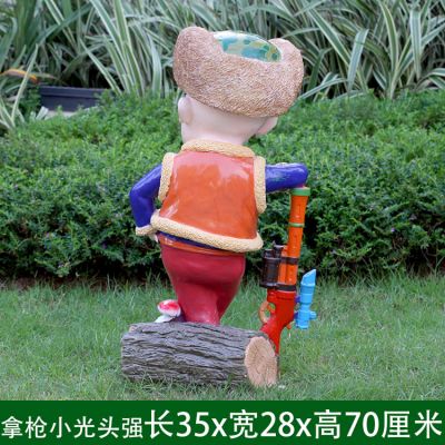 小号光头强摆件